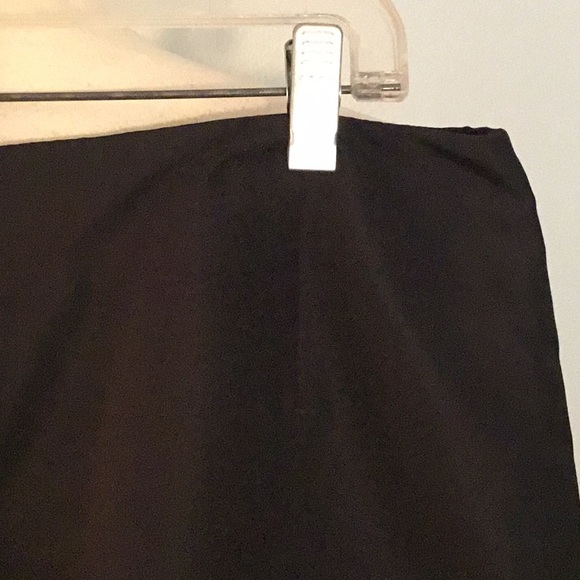 Carolina Herrera Silk Pencil Skirt, sz 14 - Picture 2 of 10